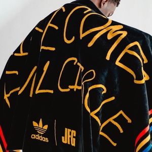 Meet your Posher, Cary